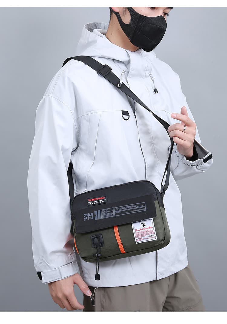 Male side bag. image 6