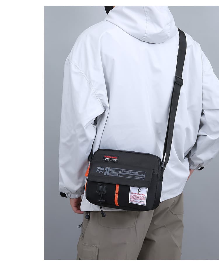 Male side bag. image 9